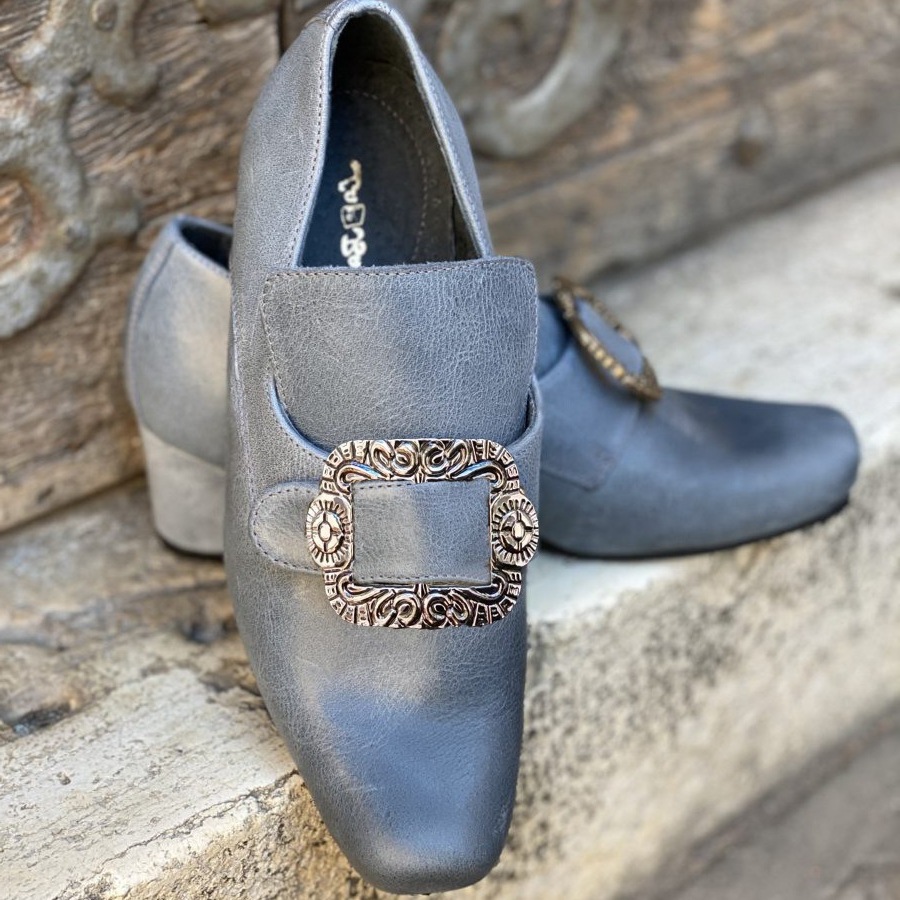 Men Women Cosplay Frock Shoes  - Men'S Shoes Louis Vuitton avaliação e preço