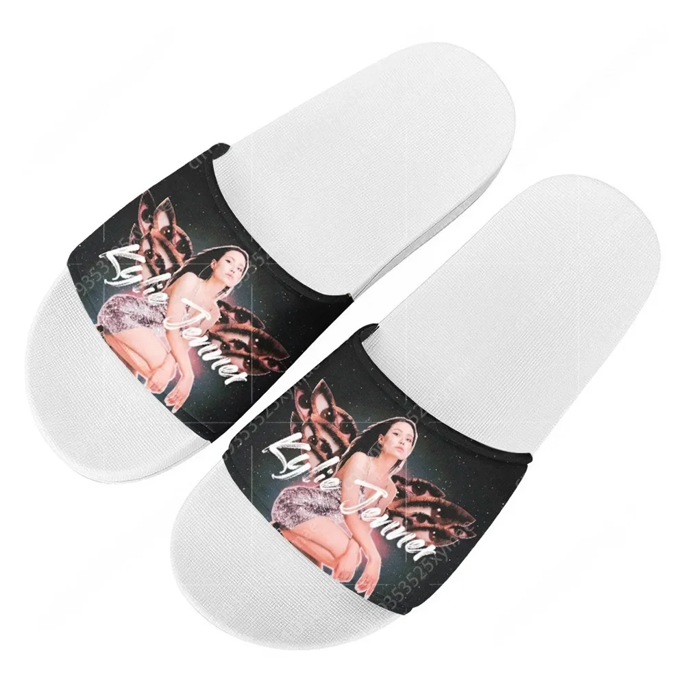 Kylie Jenner Slippers Home Wat - Men Shoes Models avaliação e preço